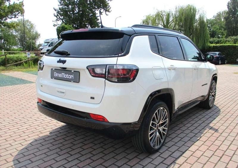 Usata Jeep Compass Summit 131 CV (96 kW) 2024 Bianco SUV