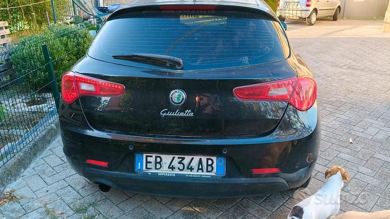 Usata Alfa Romeo Giulietta 105 CV (77 kW) 2011 Nero Utilitaria