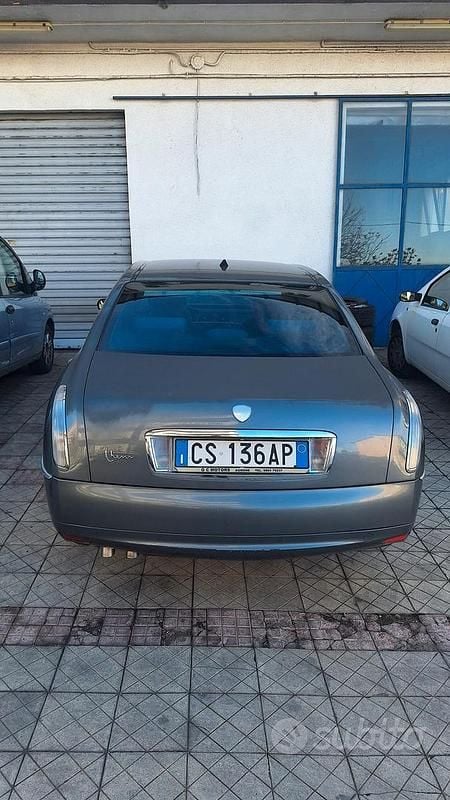 Usata Lancia Thesis 175 CV (128 kW) 2004 Grigio Berlina