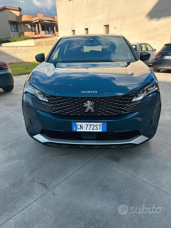 Usata Peugeot 3008 131 CV (96 kW) 2023 Blu Berlina
