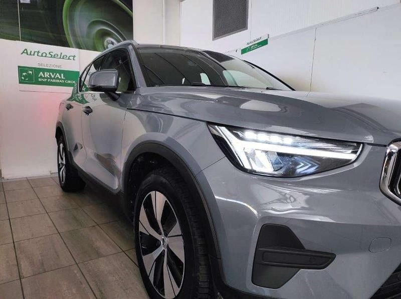 Usata Volvo XC40 Core 129 CV (94 kW) 2023 Grigio SUV