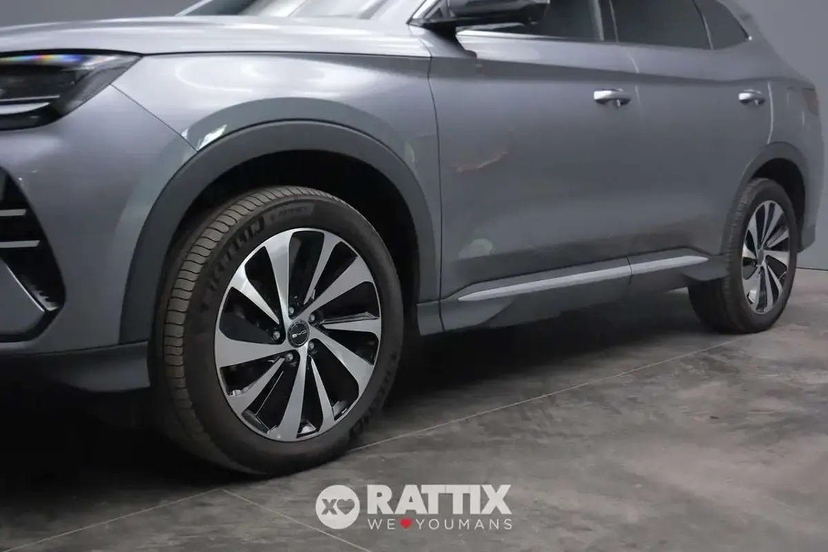 Usata BYD Seal U Design 324 CV (238 kW) 2024 Gray SUV