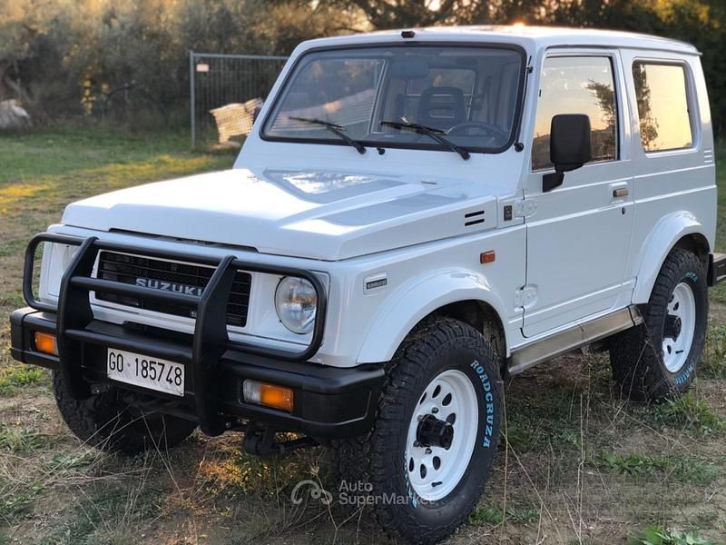 Bianco Usata 1989 Suzuki Samurai SUV | 9600 € - Immagine 1/4