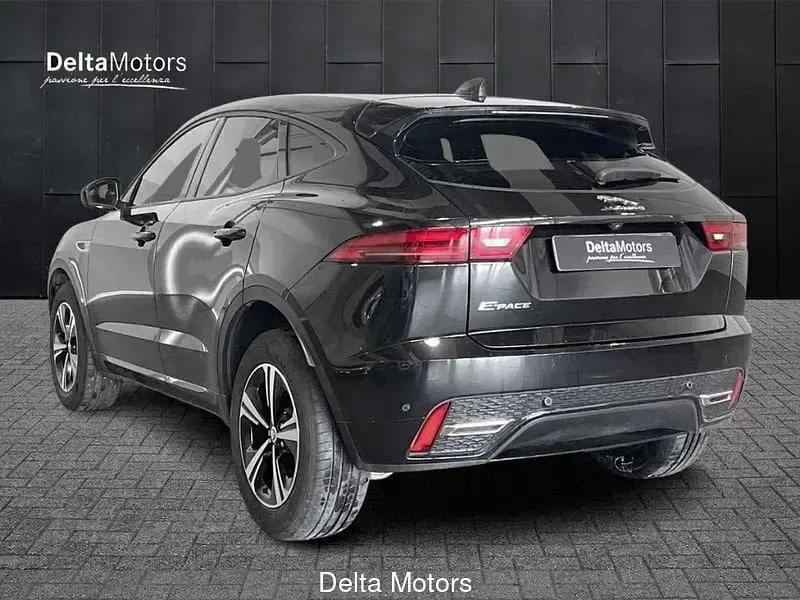 Usata Jaguar E-Pace R-Dynamic 160 CV (117 kW) 2022 Nero metallizzato SUV