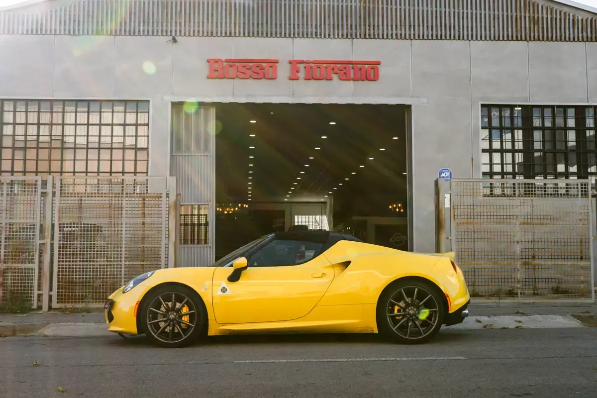 Usata Alfa Romeo 4C Spider 241 CV (177 kW) 2019 Giallo Cabrio
