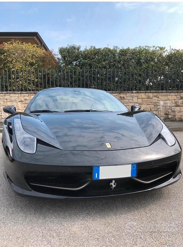 Usata Ferrari 458 570 CV (419 kW) 2011 Nero Coupé