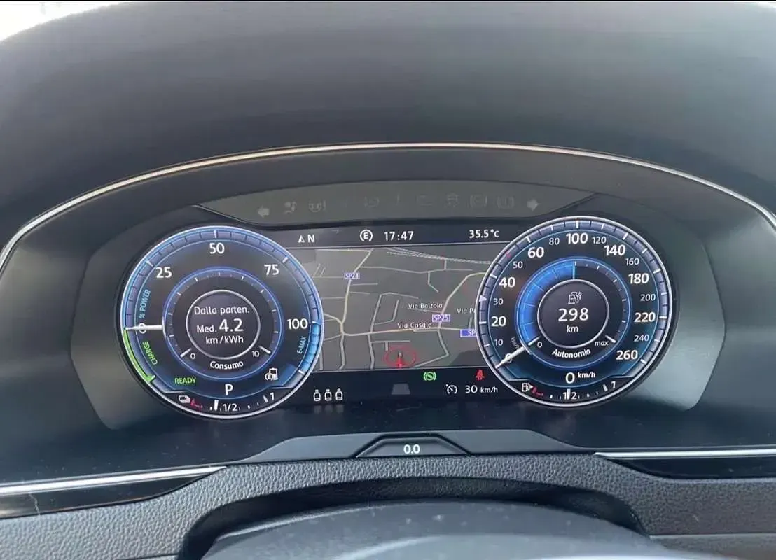 Usata VW Passat GTE 156 CV (114 kW) 2016 Station wagon