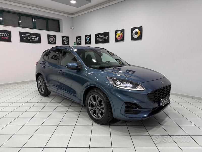 Usata Ford Kuga ST-Line X 120 CV (88 kW) 2021 Blu SUV