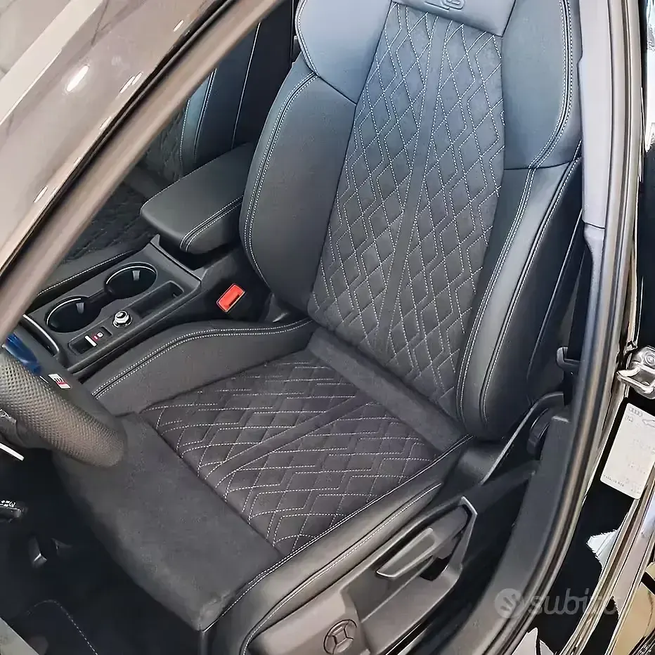Uusi Audi A3 Comfort 150 HP (110 kW) 2026 Musta Sedan