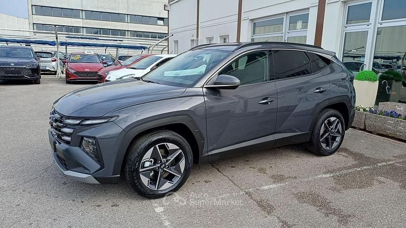 Nuova Hyundai Tucson 239 CV (175 kW) 2026 Grigio SUV