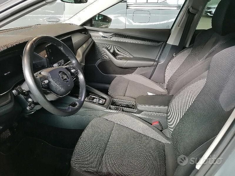 Usata Skoda Octavia 115 CV (84 kW) 2022 Grigio Station wagon