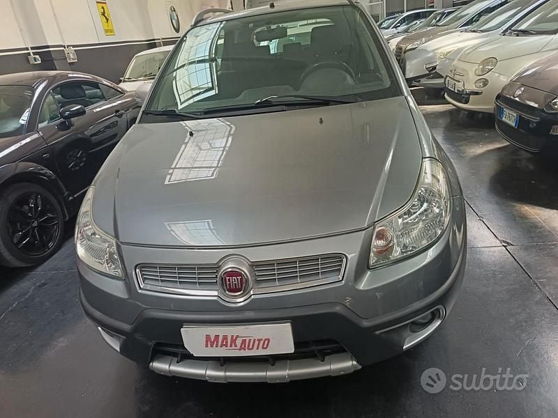 Usata 2013 Fiat Sedici Emotion SUV | 2990 € (Buon prezzo) - Immagine 1/4