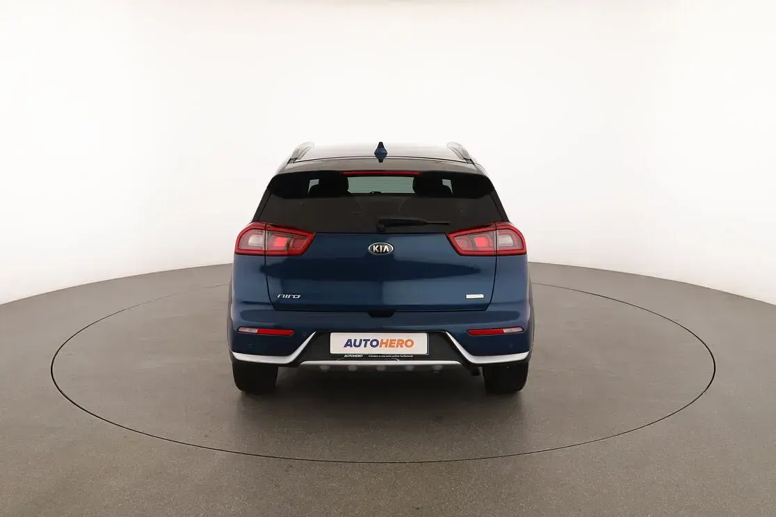 Usata Kia Niro Style 141 CV (103 kW) 2017 Blu SUV