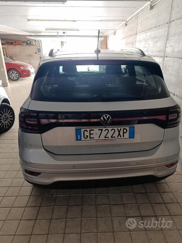 Usata VW T-Cross 116 CV (85 kW) 2021 Grigio SUV