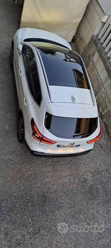 Usata Nissan Qashqai N-Connecta 131 CV (96 kW) 2018 Bianco SUV