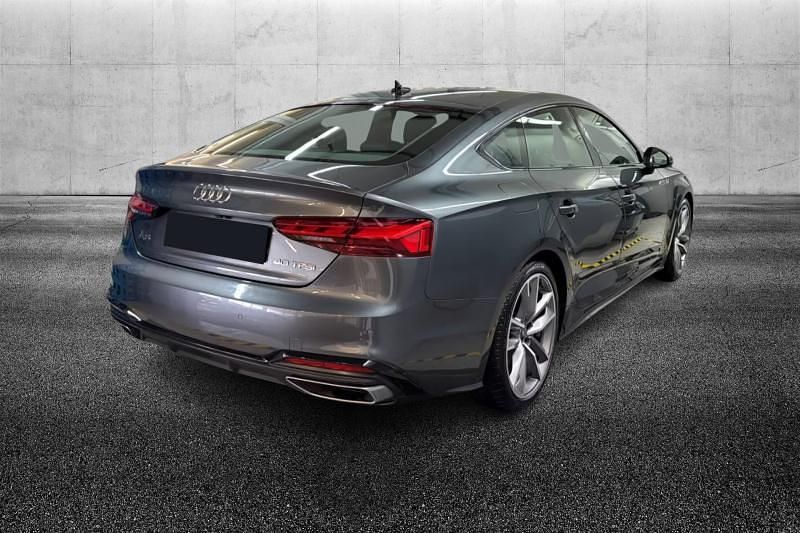 Usata Audi A5 S-Line 204 CV (150 kW) 2023 Grigio metallizzato Coupé