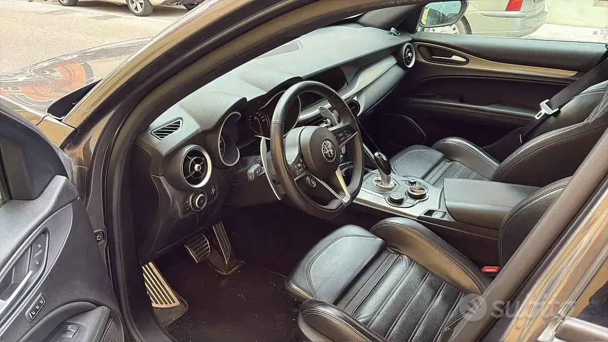 Usata Alfa Romeo Stelvio Lusso 210 CV (154 kW) 2019 SUV