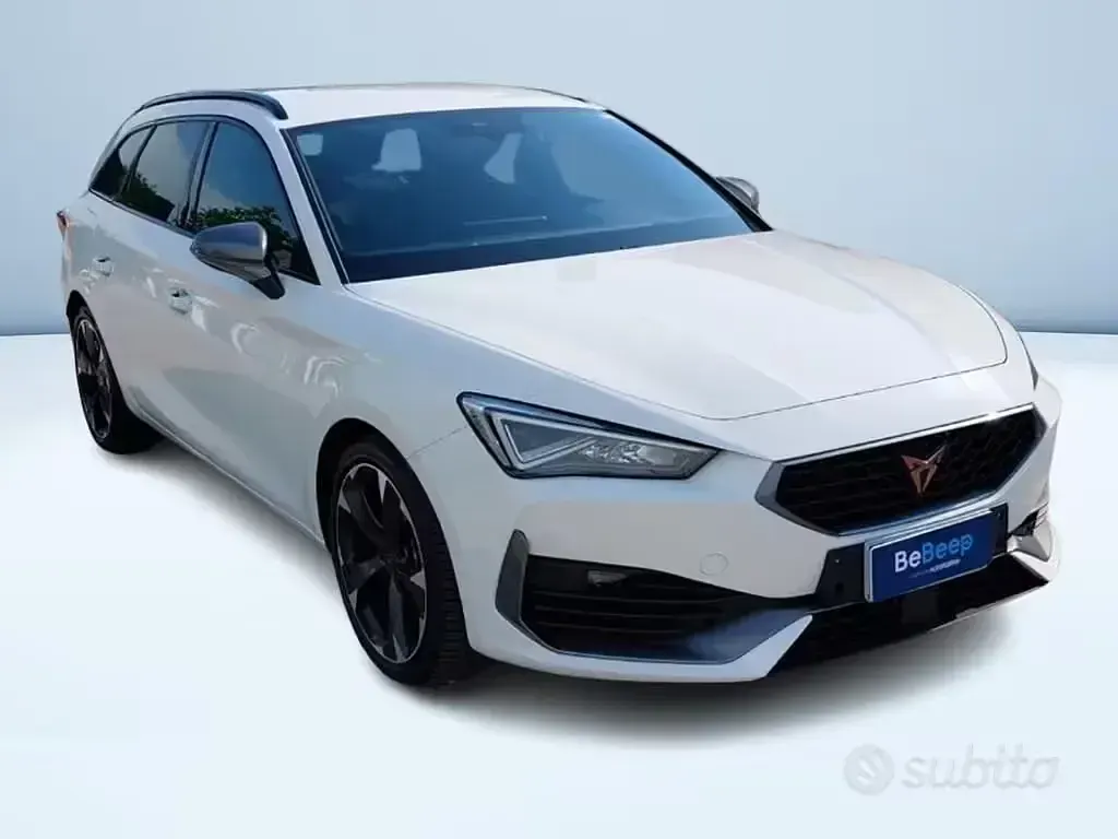 Usata Cupra Leon 150 CV (110 kW) 2024 Bianco Station wagon