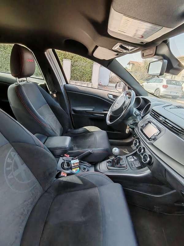 Usata Alfa Romeo Giulietta Sprint 150 CV (110 kW) 2015 Bianco Utilitaria