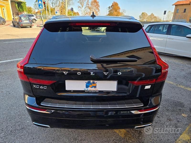 Usata Volvo XC60 Inscription 253 CV (186 kW) 2021 Nero SUV