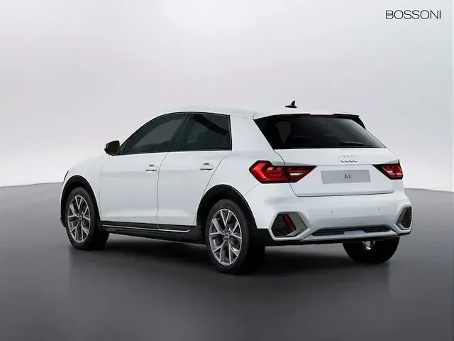Usata Audi A1 Business 116 CV (85 kW) 2026 Bianco ghiaccio metallizzato SUV