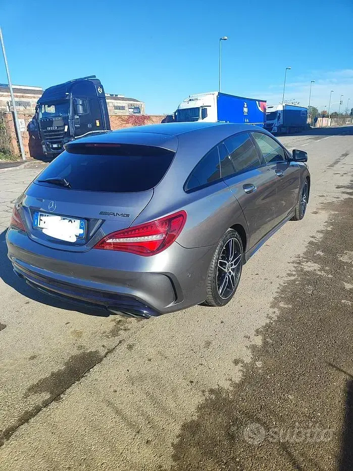 Usata Mercedes CLA180 122 CV (89 kW) 2017 Grigio Berlina