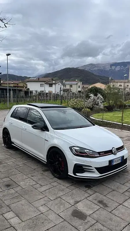 Usata VW Golf VII GTI 245 CV (180 kW) 2018 Berlina