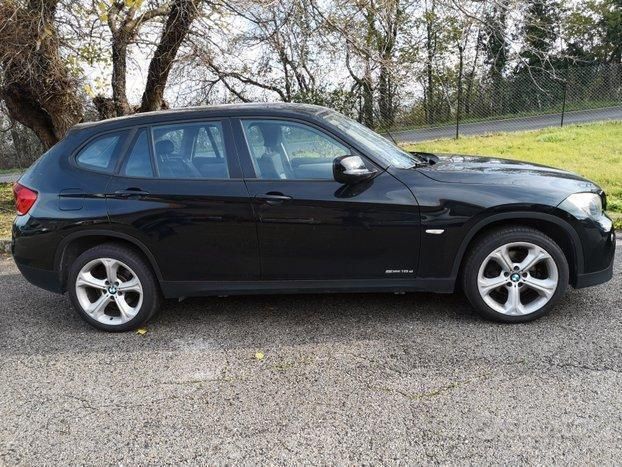 Usata BMW X1 143 CV (105 kW) 2011 Nero SUV