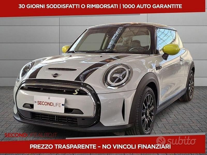 Usata Mini Cooper SE Classic 135 kW (184 CV) 2021 Grigio Utilitaria