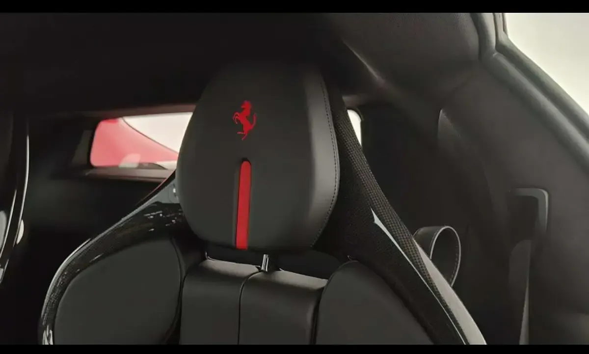 Usata Ferrari 296 663 CV (487 kW) 2023 Coupé