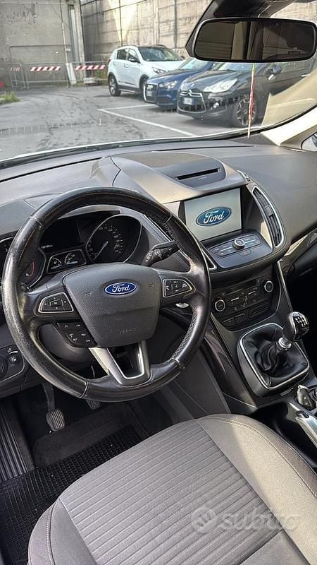 Usata Ford C-MAX Titanium 95 CV (69 kW) 2015 Bianco Monovolume