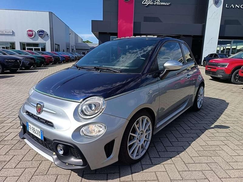 Grigio Usata 2018 Abarth 695 Due volumi | 26.900 € (Super prezzo) - Immagine 1/4