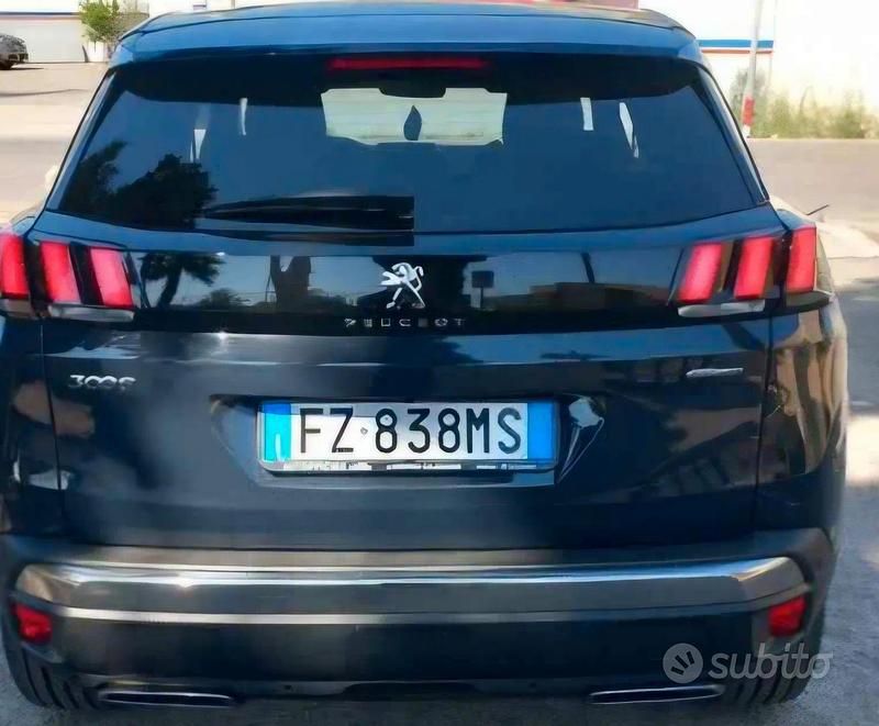 Usata Peugeot 3008 GT-line 130 CV (95 kW) 2019 Blu SUV