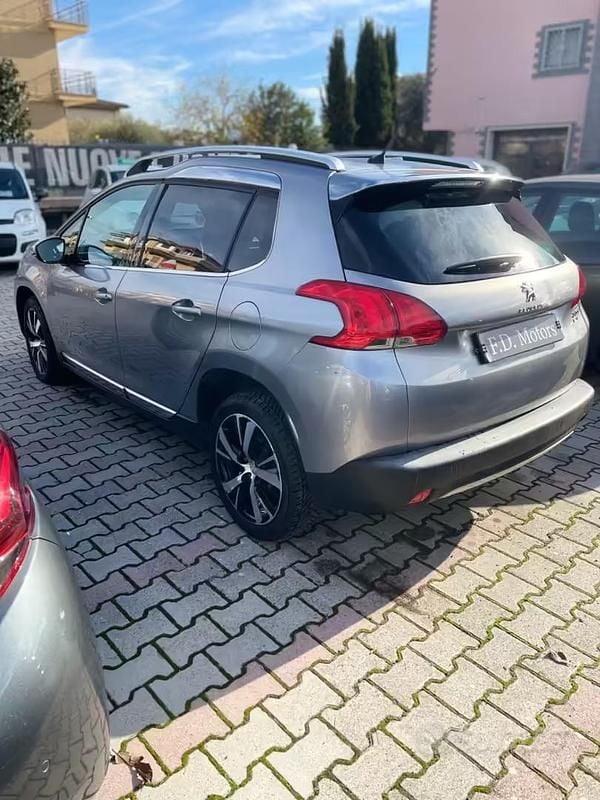 Usata Peugeot 2008 92 CV (67 kW) 2014 Grigio SUV