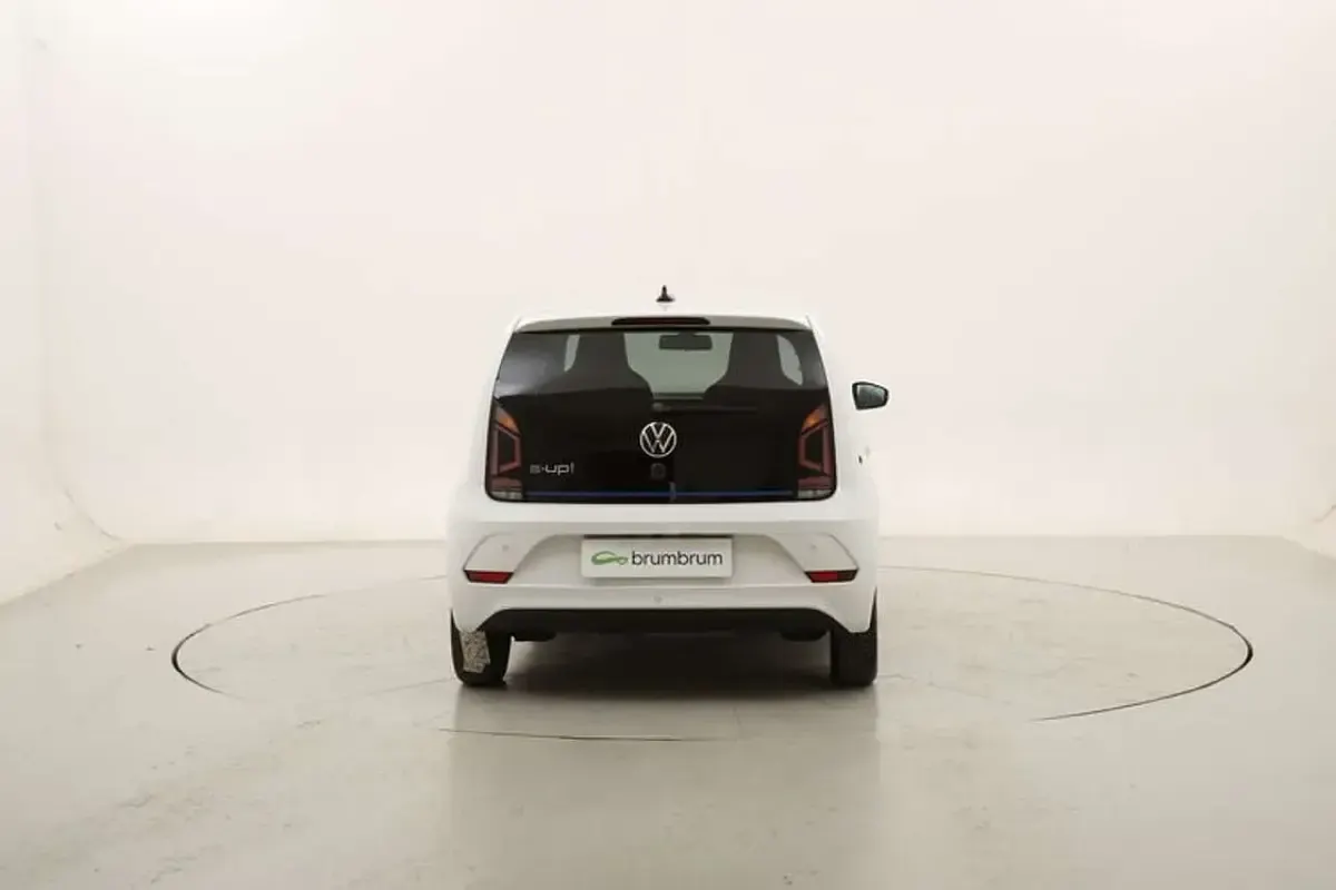 Usata VW e-up! 61 kW (83 CV) 2021 Bianco Utilitaria