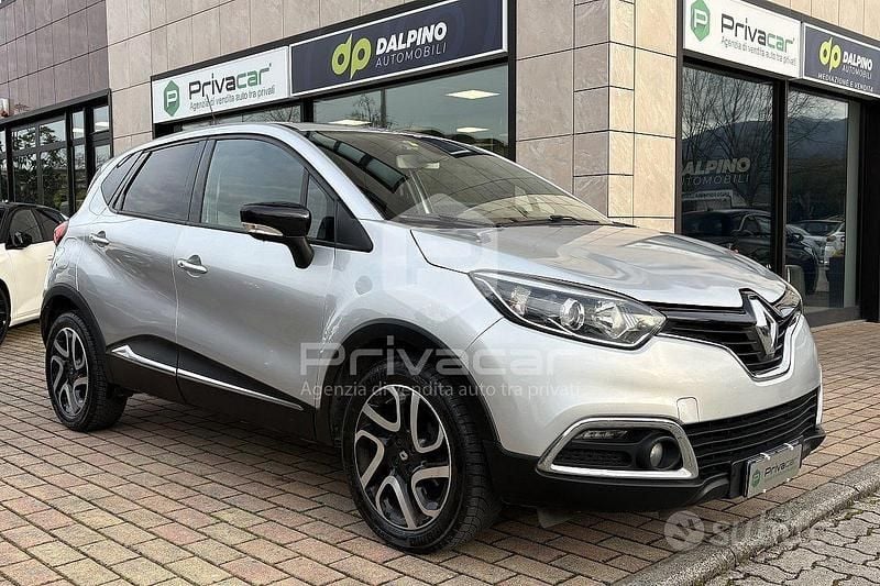 Usata Renault Captur Intens 90 CV (66 kW) 2015 Grigio SUV