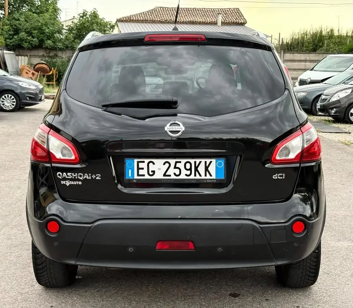 Usata Nissan Qashqai +2 Tekna 150 CV (110 kW) 2011 Nero SUV
