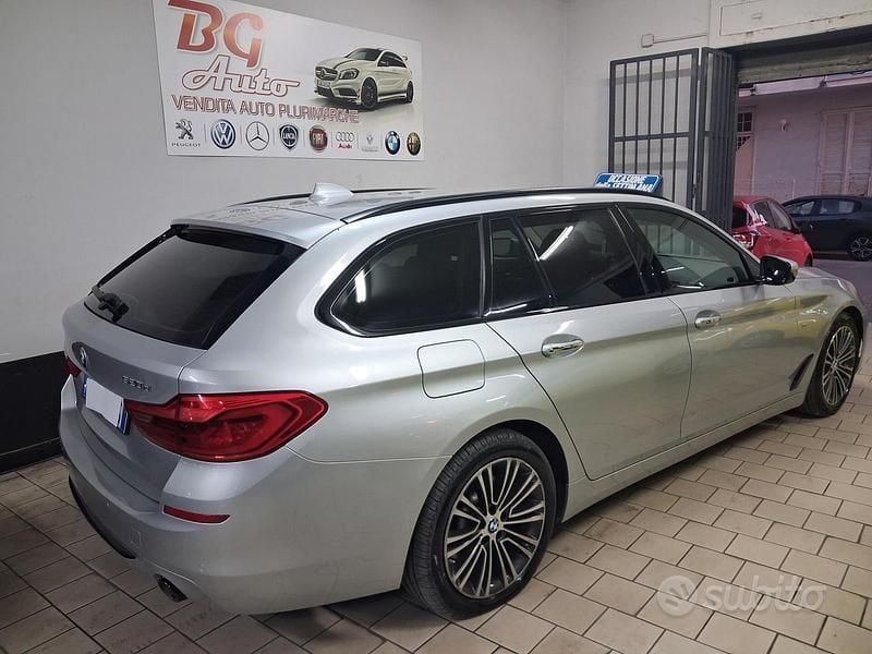Usata BMW 520 M Sport 190 CV (139 kW) 2018 Grigio Station wagon