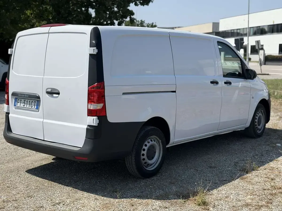 Usata Mercedes Vito 114 CV (83 kW) 2018 Bianco Furgone