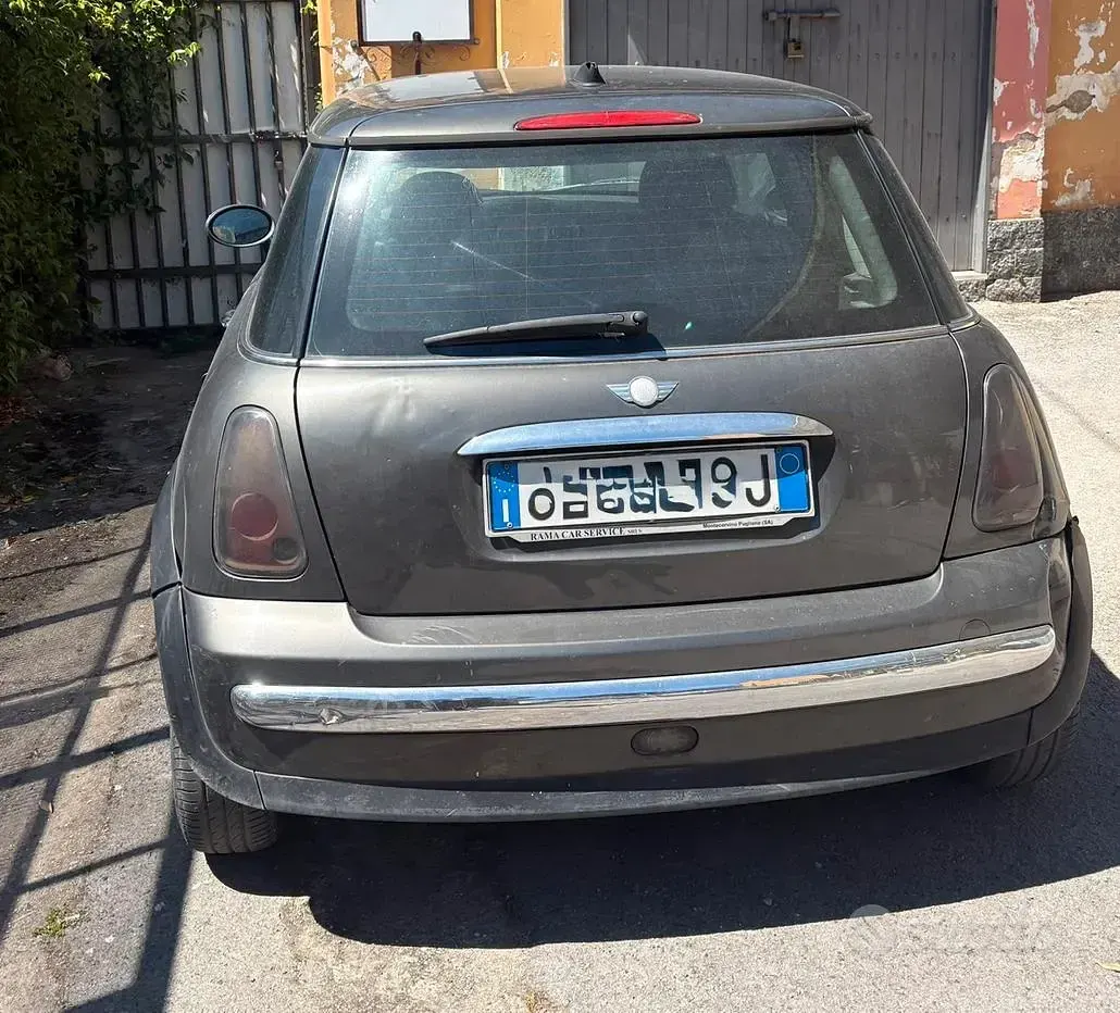 Usata Mini One D 73 CV (53 kW) 2006 Grigio Utilitaria