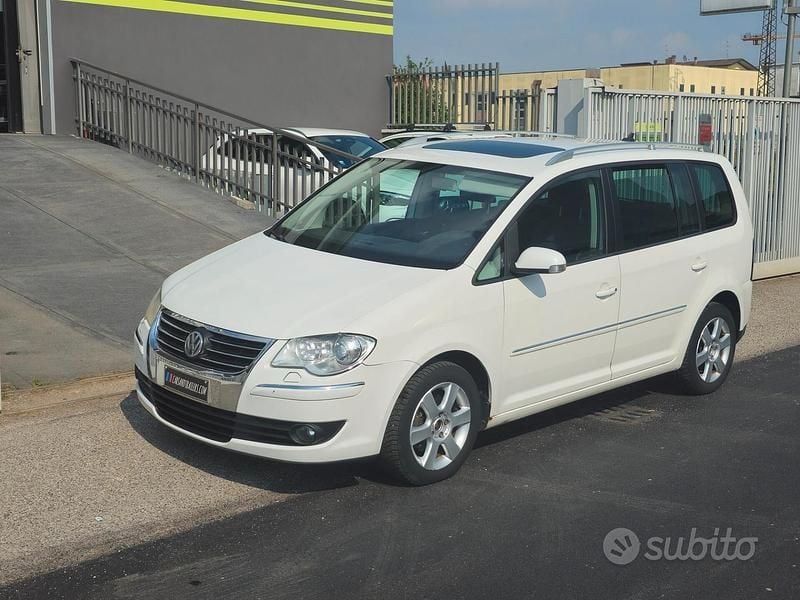 Usata VW Touran 140 CV (102 kW) 2007 Bianco Monovolume