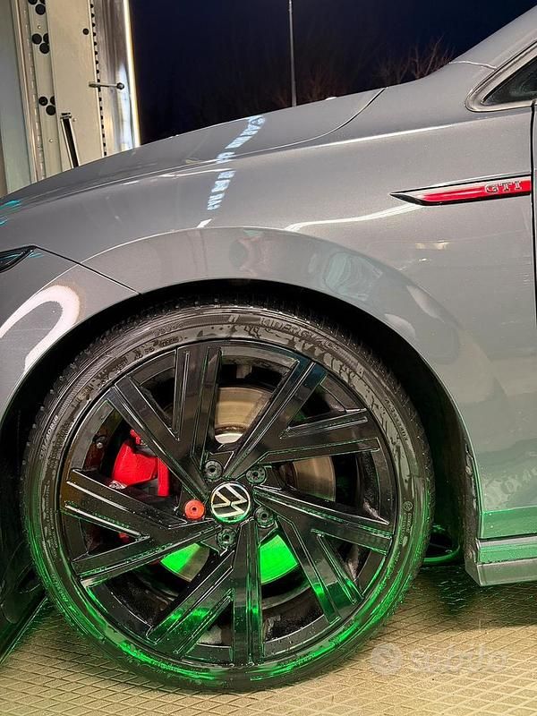 Usata VW Golf VIII GTI 2022 Grigio Berlina