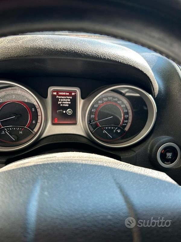 Usata 2016 Fiat Freemont Lounge SUV | 7000 € (Super prezzo) - Immagine 1/4