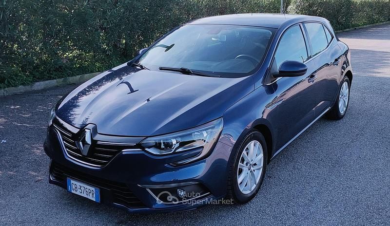 Usata Renault Mégane IV 116 CV (85 kW) 2020 Blu Berlina