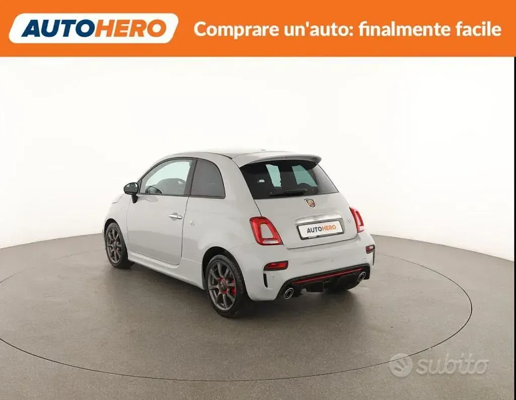 Usata Abarth 595 165 CV (121 kW) 2022 Grigio Utilitaria
