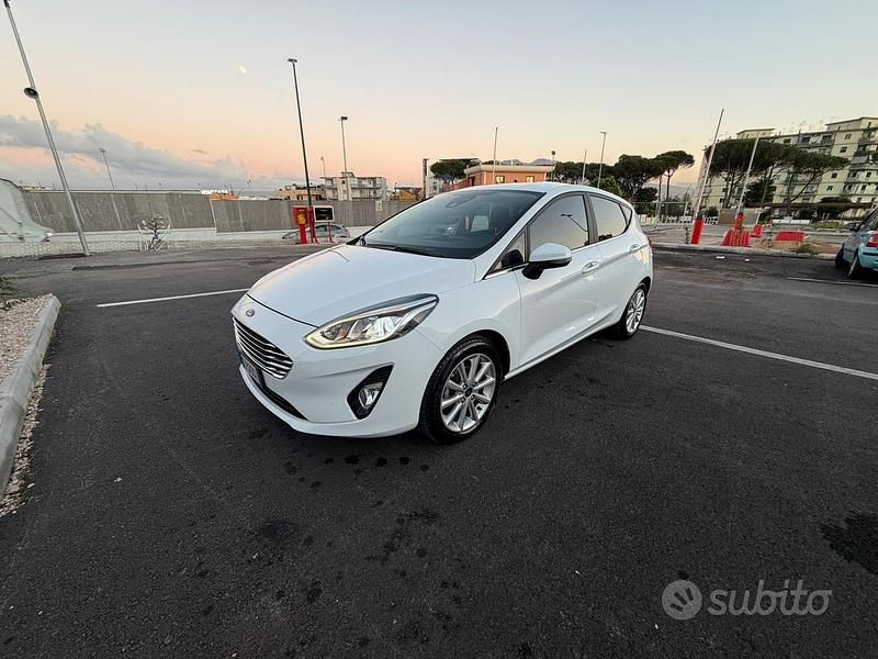 Usata Ford Fiesta Titanium 75 CV (55 kW) 2019 Bianco Berlina