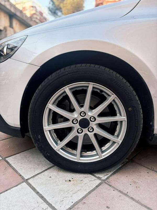 Usata Volvo V40 CC Ocean Race 120 CV (88 kW) 2016 Grigio Station wagon