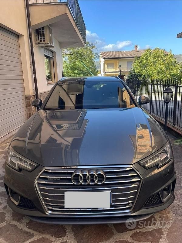 Grigio Usata 2019 Audi A4 S-Line Station wagon | 22.500 € (Buon prezzo) - Immagine 1/4