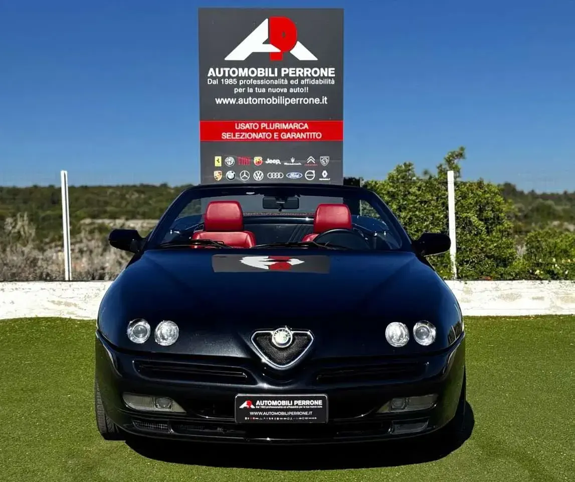 Usata Alfa Romeo Spider 218 CV (160 kW) 2003 Nero Cabrio
