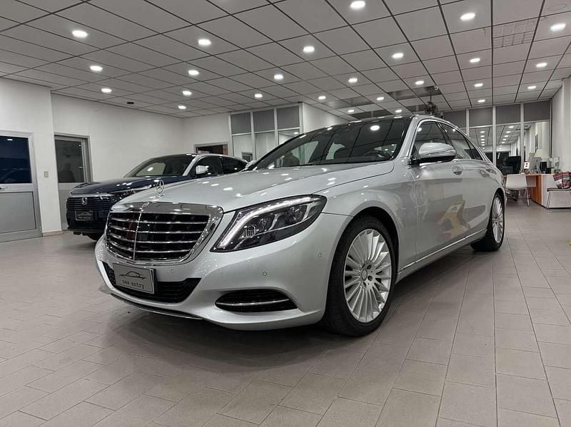 Argento Usata 2015 Mercedes S350 Tre volumi | 28.900 € (Buon prezzo) - Immagine 1/4